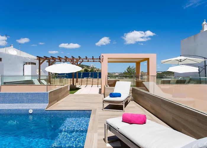 Casa Amarela Guesthouse Albufeira photo